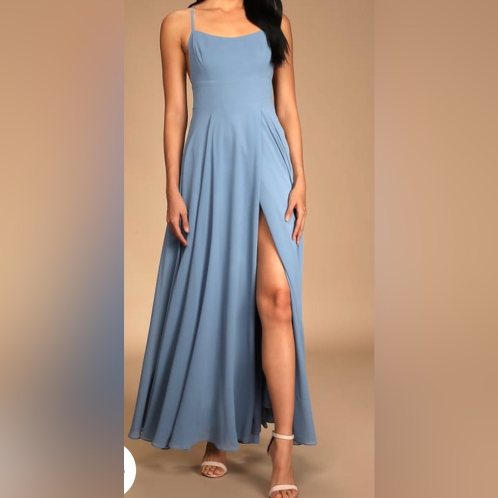 Dusty blue lulus dress, size large, never worn